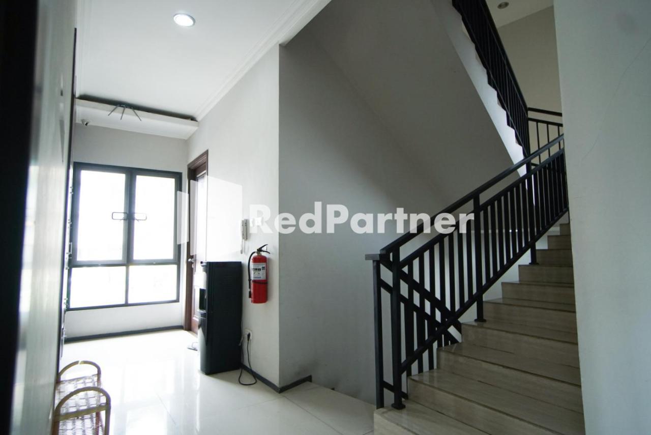 Toba Mansion Syariah Near Benhil Redpartner Hotell Jakarta Eksteriør bilde