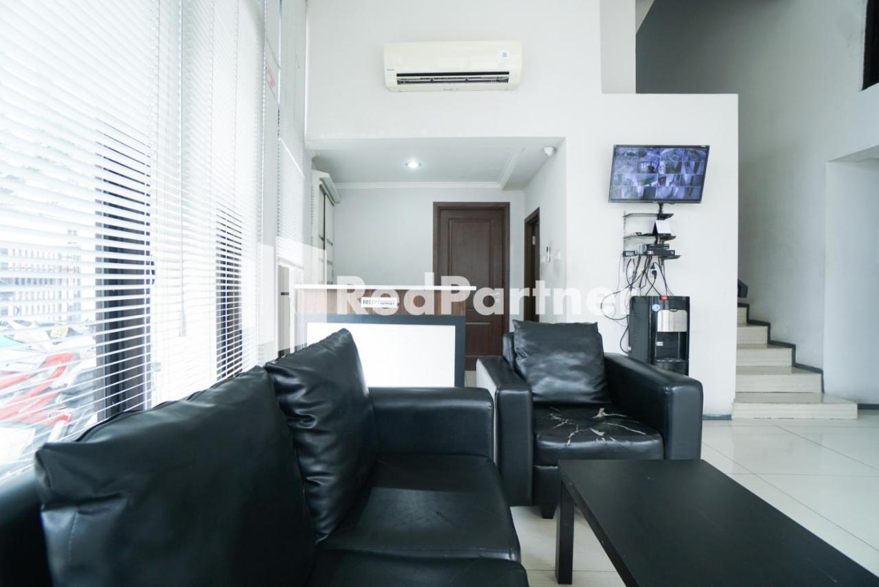Toba Mansion Syariah Near Benhil Redpartner Hotell Jakarta Eksteriør bilde