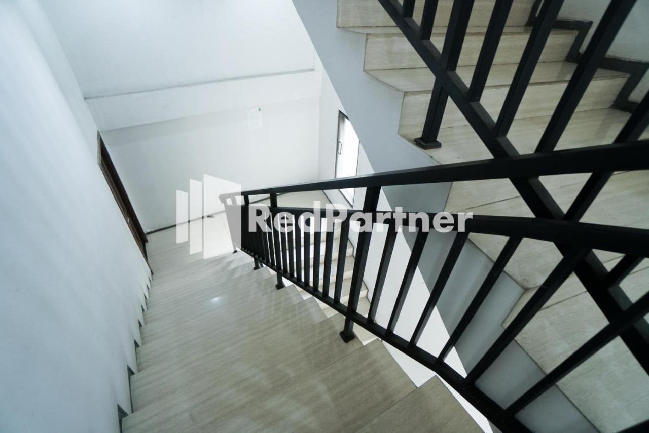 Toba Mansion Syariah Near Benhil Redpartner Hotell Jakarta Eksteriør bilde