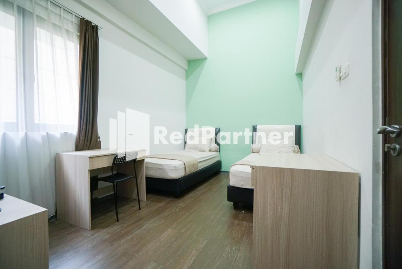 Toba Mansion Syariah Near Benhil Redpartner Hotell Jakarta Eksteriør bilde