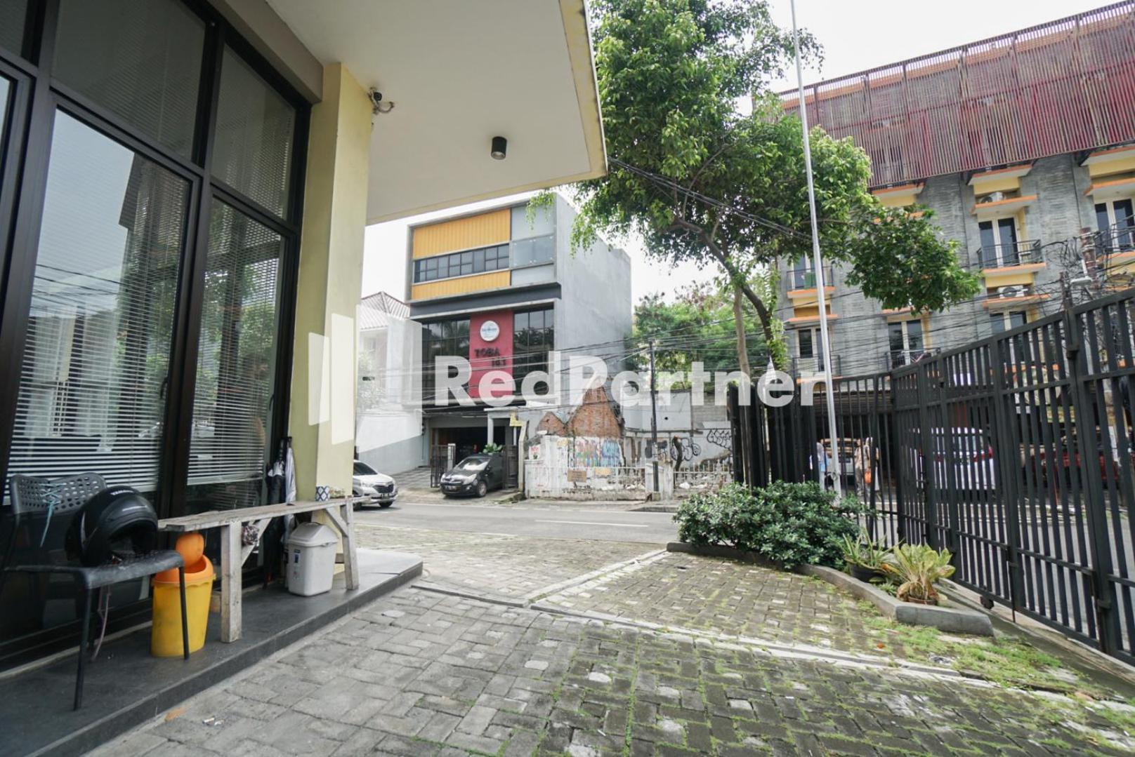 Toba Mansion Syariah Near Benhil Redpartner Hotell Jakarta Eksteriør bilde